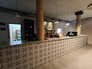 R-7939881 Traspas de local con licencia de bar bcn