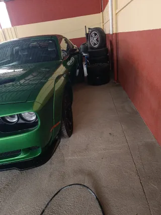 Dodge challenger  2018