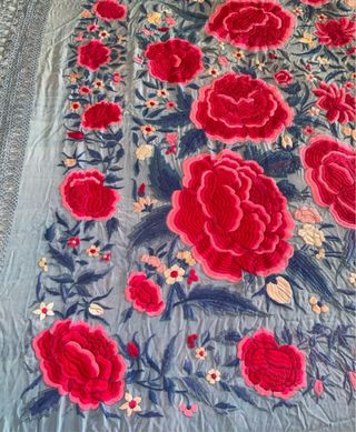 Manton de Manila Seda Azul Flores Fucsia