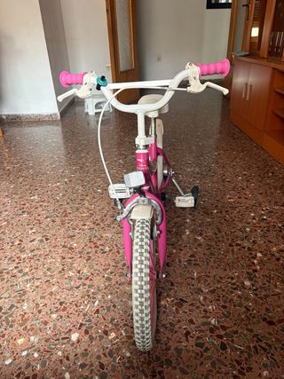 Bicicleta niña rosa, solo venta en persona