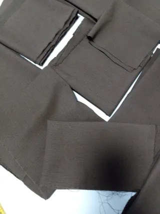 Retales crepé marrón con cuerpo