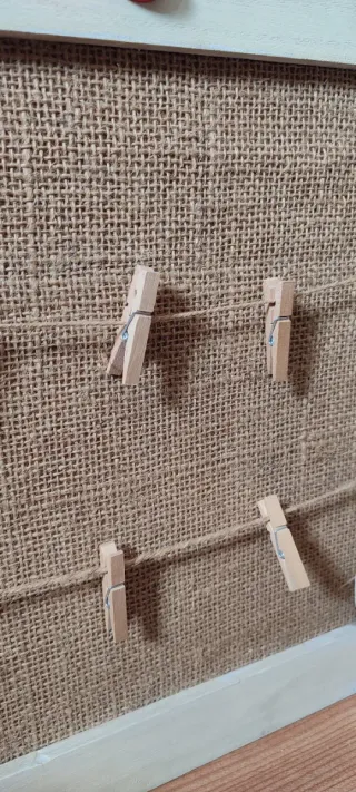 Pizarra decorativa con pinzas