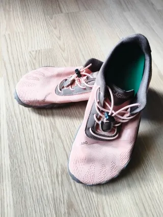 Zapatillas Saguaro T40 Rosa y Gris