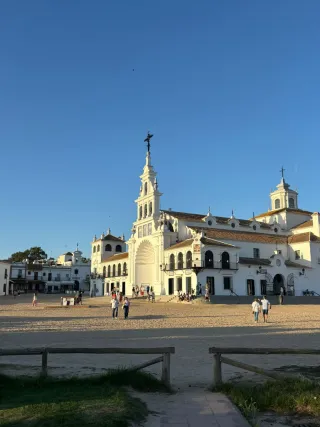 Plazas libres rocio 2026