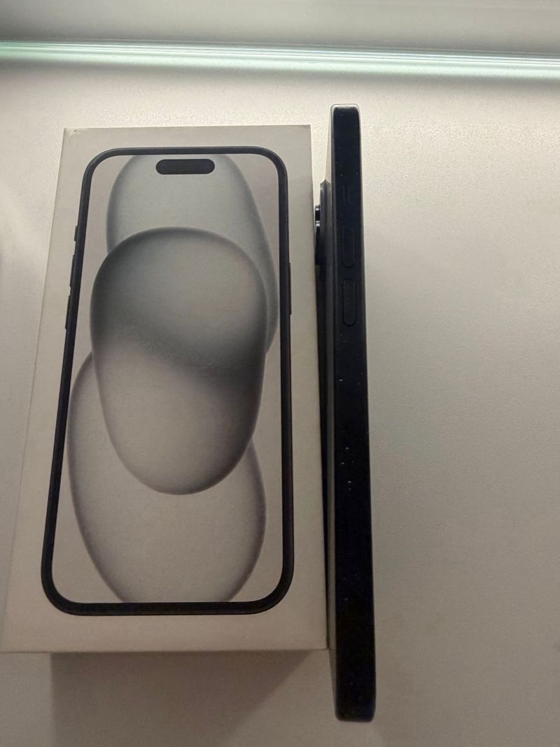 iPhone 15 256GB 84% Batería afbeelding 5