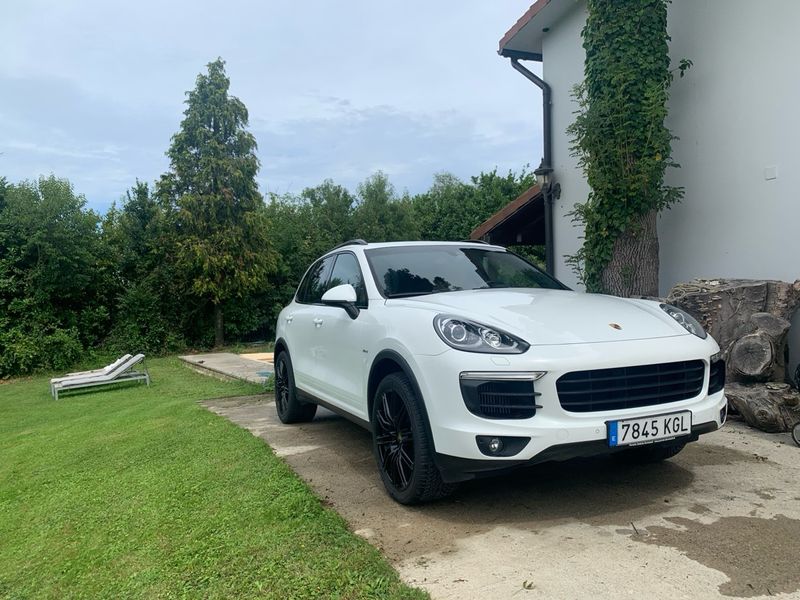 Porsche Cayenne FULL EXTRAS - foto 1