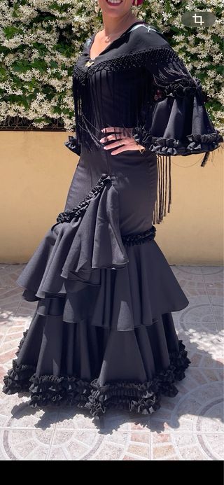 Traje de flamenca negro