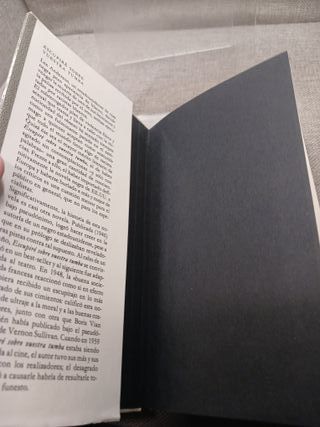 Escupiré sobre vuestra tumba