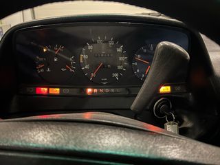 Mercedes-Benz w123 300 TDT 1984