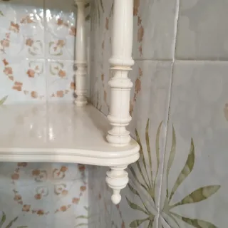 Estante esquinero PVC beige y blanco