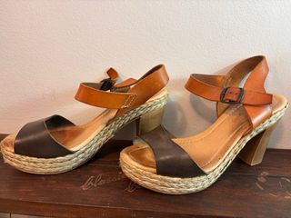 Sandalias de piel con plataforma