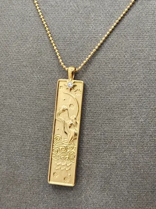 Medalla Acuario Acero Quirúrgico Baño Oro