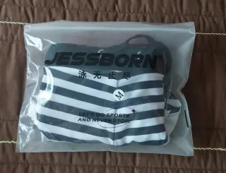 Bañador rayas blanco y negro talla M