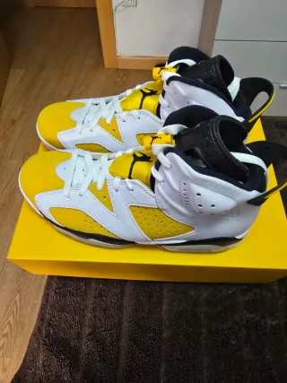 Jordan Retro 6 Blanco Amarillo