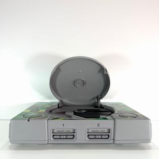 Playstation 1 legge tutto con cavi