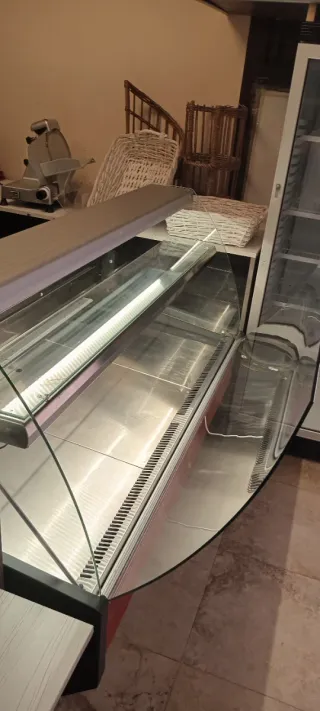 Vitrina refrigerada carnicería