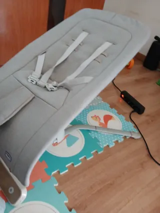 Hamaca balancín Chicco gris