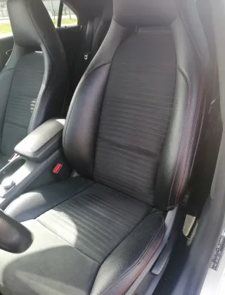 Mercedes-Benz Clase CLA 2015