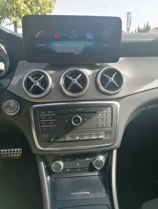 Mercedes-Benz Clase CLA 2015