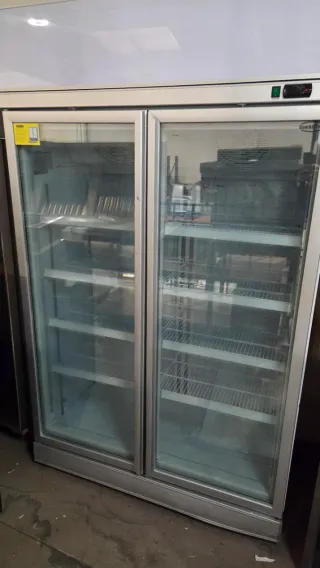 Congelador Vertical Puertas Cristal