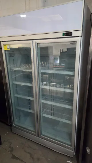 Congelador Vertical Puertas Cristal