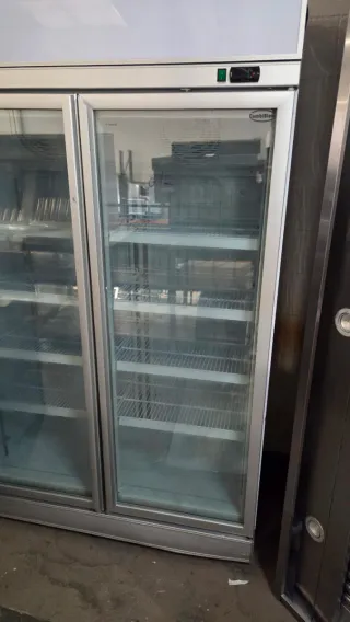 Congelador Vertical Puertas Cristal