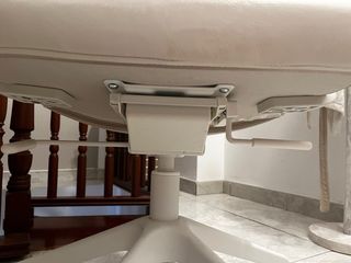 Silla de oficina ergonómica beige