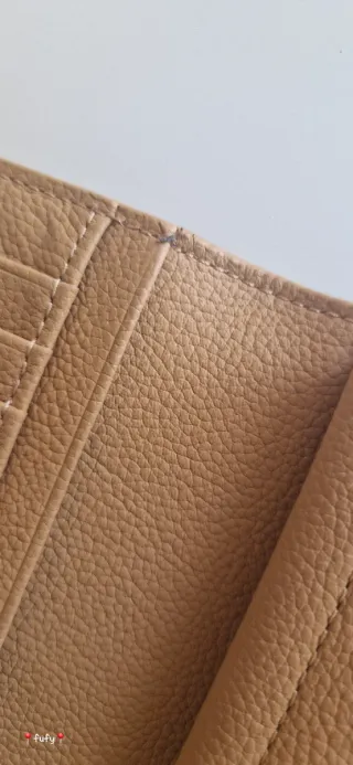 Portafoglio donna pelle con logo dorato