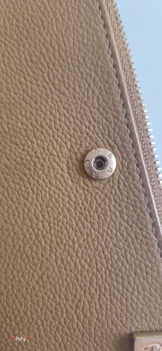 Portafoglio donna pelle con logo dorato