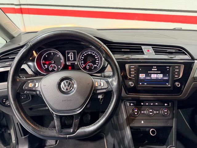 Volkswagen Touran Life (2017)