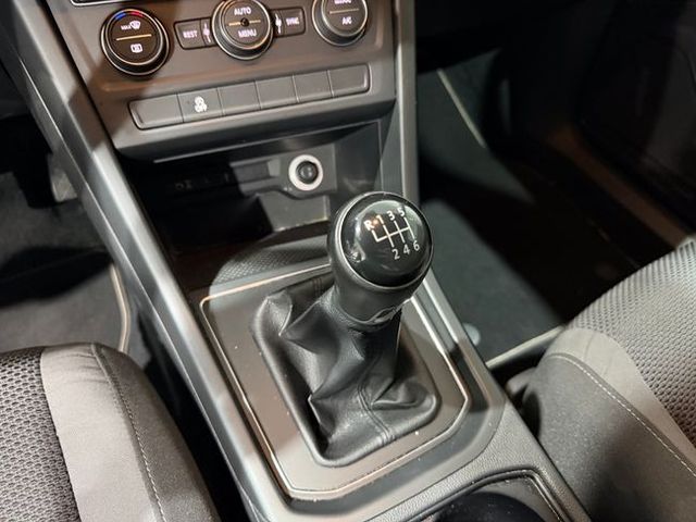 Volkswagen Touran Life (2017)