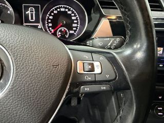 Volkswagen Touran Life