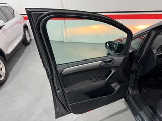 Volkswagen Touran Life