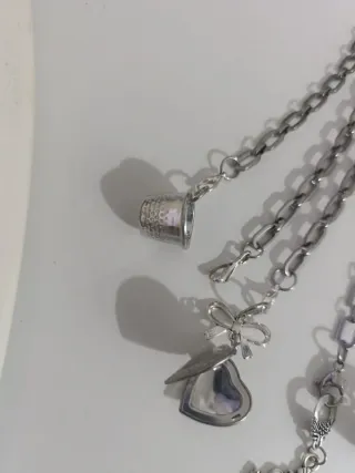 Chatelaine con acessori