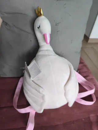 Mochila peluche cisne corona rosa