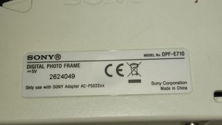 Marco Digital Fotos Sony 7 DPF-E710