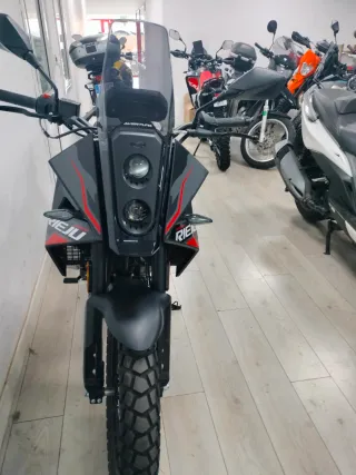 RIEJU AVENTURA 125 2026 Negra/Roja