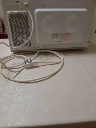 Forno a microonde Daewoo KOR-63F7