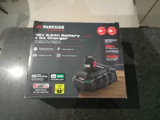 Parkside 12V 2.5Ah Batteria + Caricatore 6A