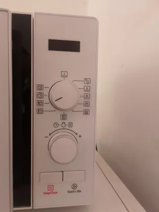 Microondas TEKA Grill 700W 20L