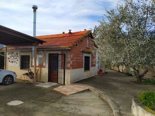 Parcela en Librilla de 2455 m2, casa, luz y agua