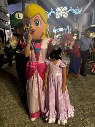 Traje de flamenca morado con lunares