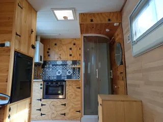 Furgon camión Camper vivienda