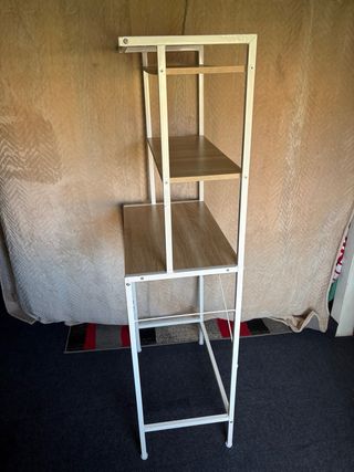 Estantería Metálica y Madera