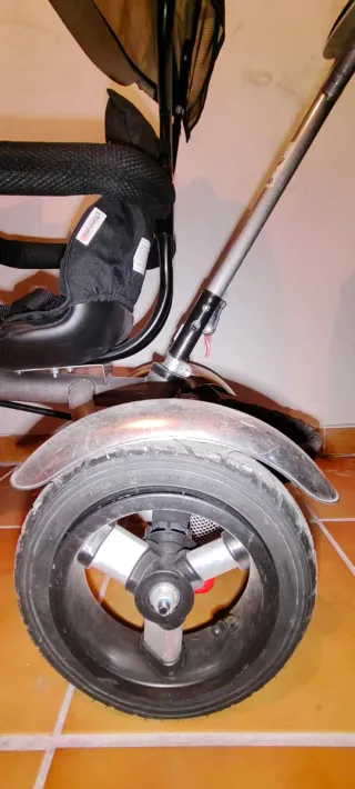 Triciclo doble para bebés