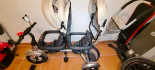 Triciclo doble para bebés