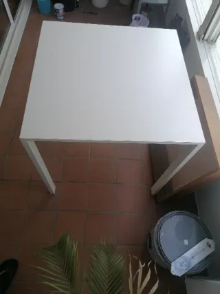 Mesa Ikea Melltorp Blanca