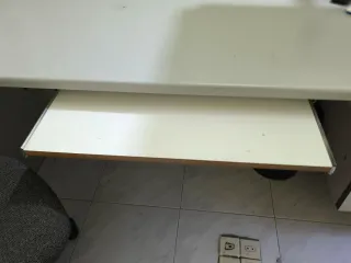 Conjunto de oficina gris y blanco