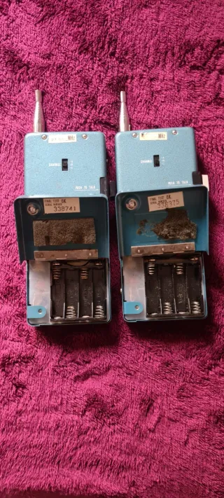 Walkie Talkie Tokai 13 Transistor