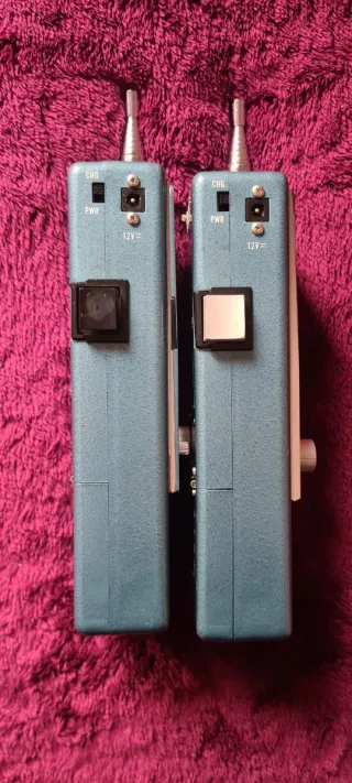 Walkie Talkie Tokai 13 Transistor